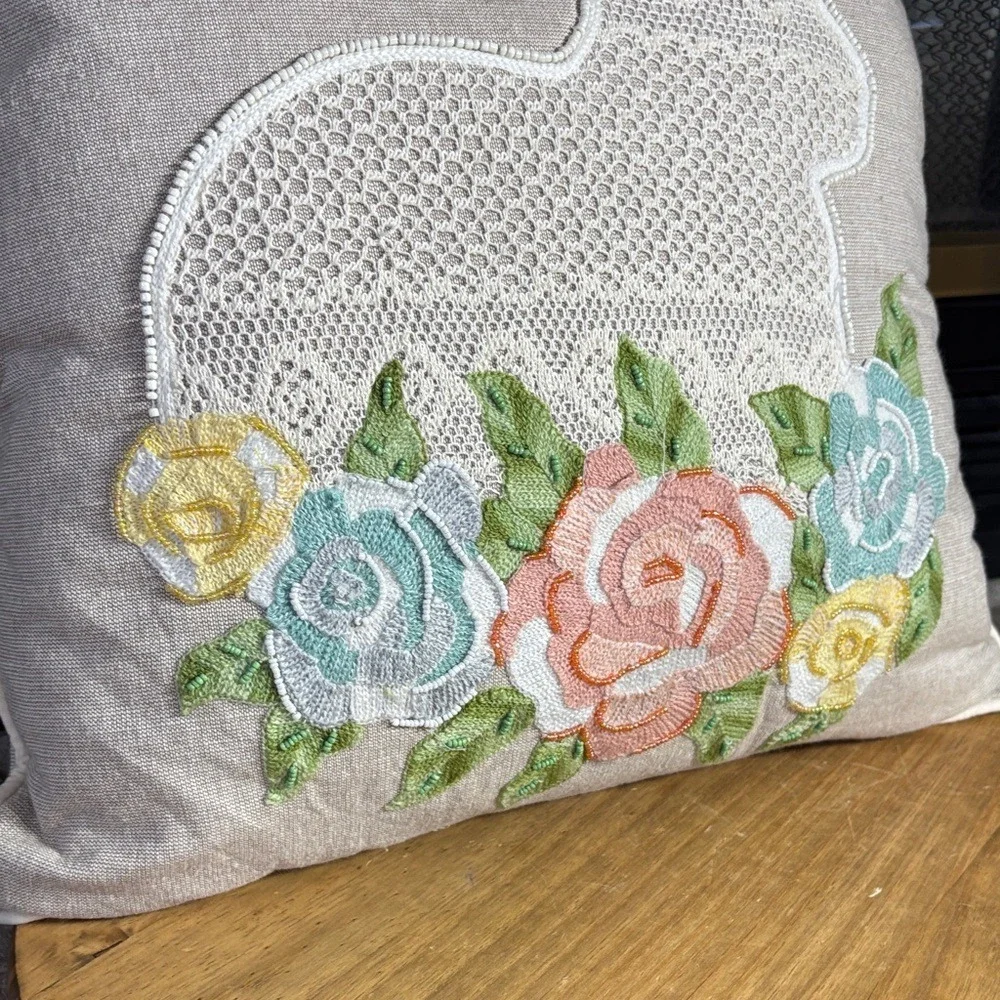 Embroidered Bunny w/Roses Throw Pillow Easter Lace‎ Beaded Removable Cover 17